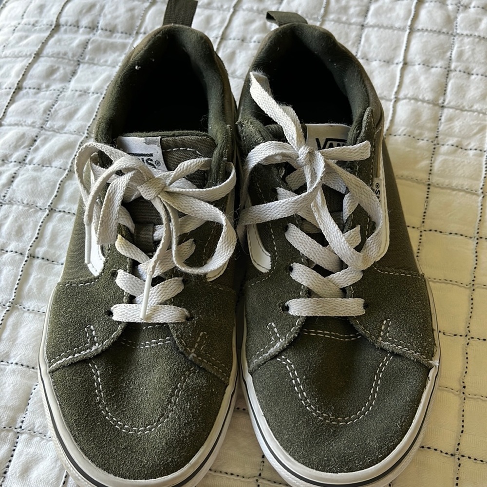 Vans Sz 3 Youth Sneakers